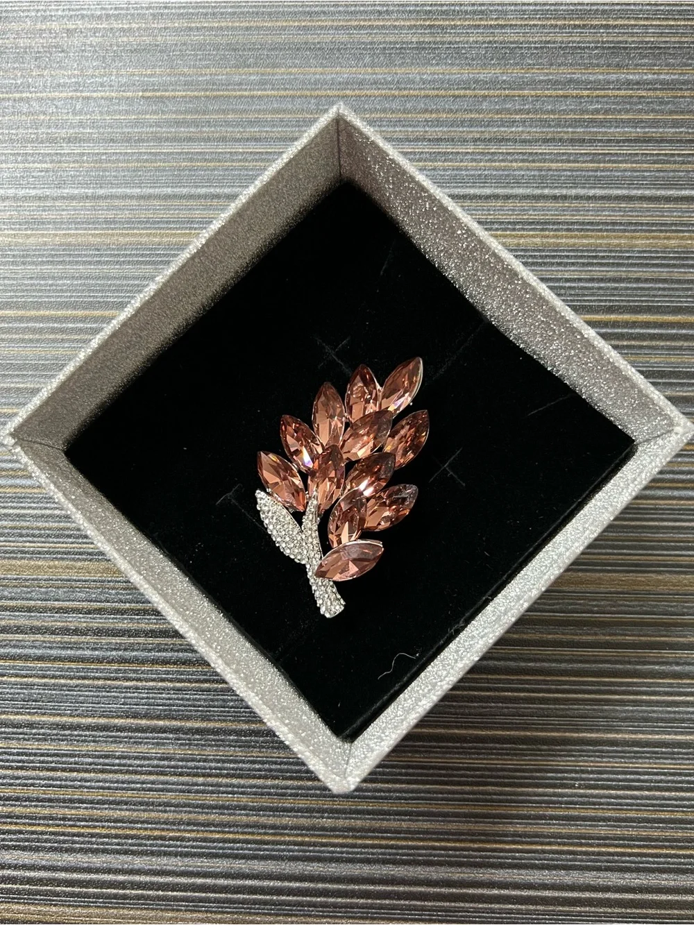 Dongzhou Crystal Rose Gold Pink Leaf Brooch Pin Marquise Rhinestone Boxed NIB